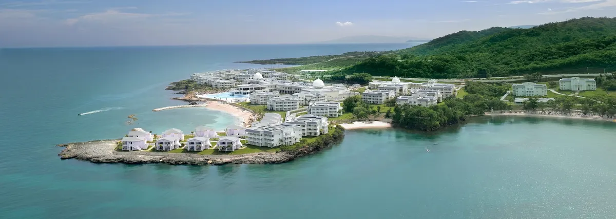 Grand Palladium Lady Hamilton Resort & Spa