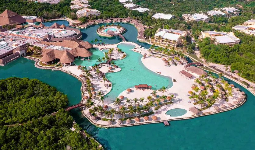 Grand Palladium Select White Sand